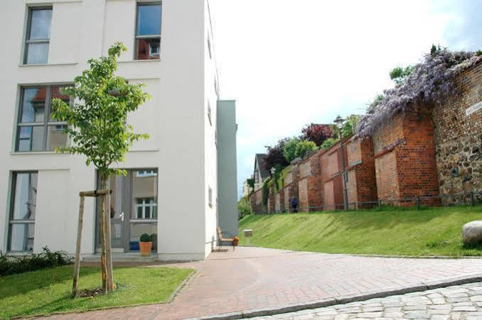 Ferienwohnung An Der Historischen Stadtmauer Rostock Zewnętrze zdjęcie